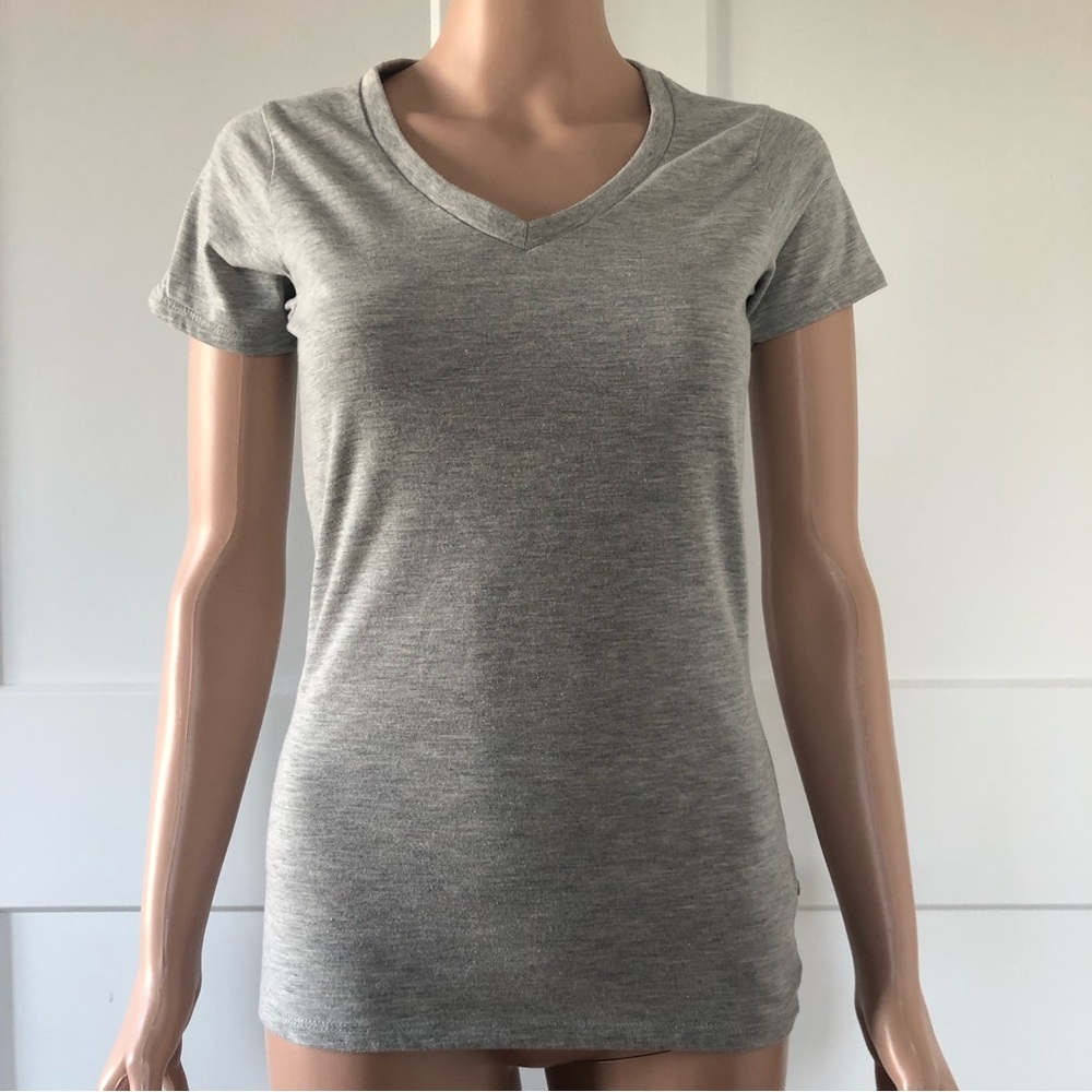 Champion Gray V Neck Short Sleeves Tee T-shirt Small